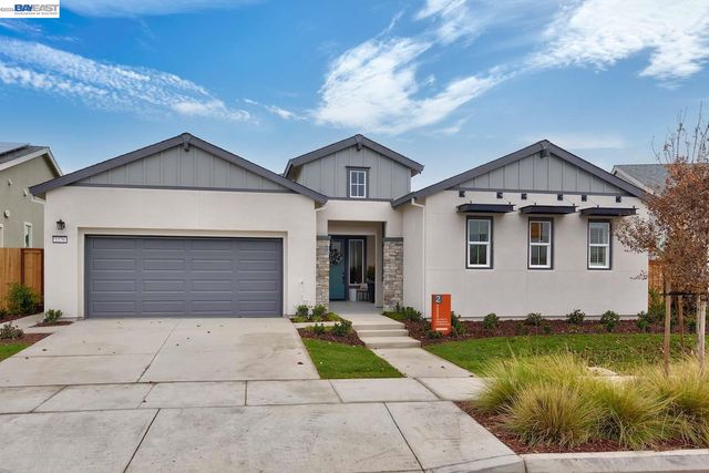 1276 Parkcrest Circle, Manteca, CA 95336
