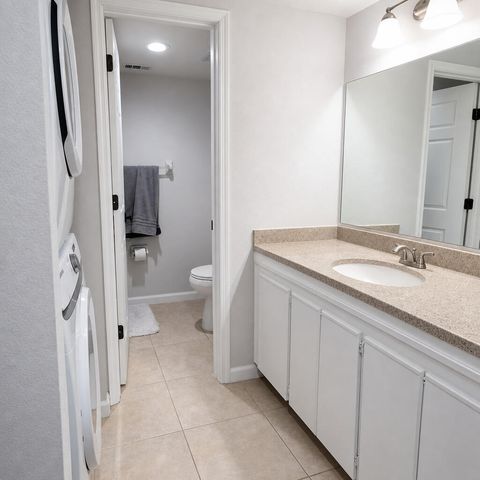 1522 SE Royal Green Circle 201, Port St Lucie, FL 34952
