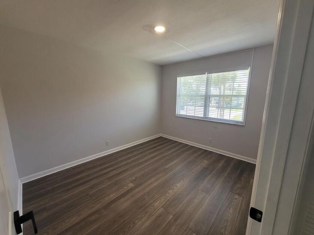 1522 SE Royal Green Circle 201, Port St Lucie, FL 34952