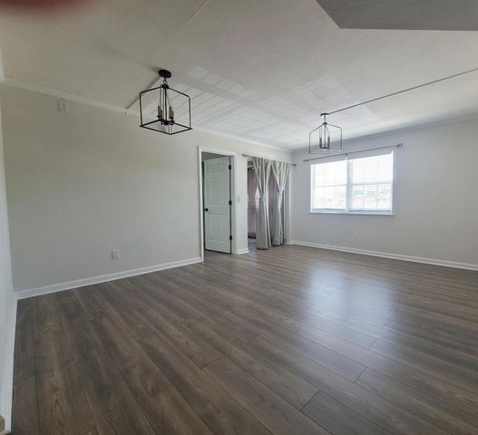 1522 SE Royal Green Circle 201, Port St Lucie, FL 34952