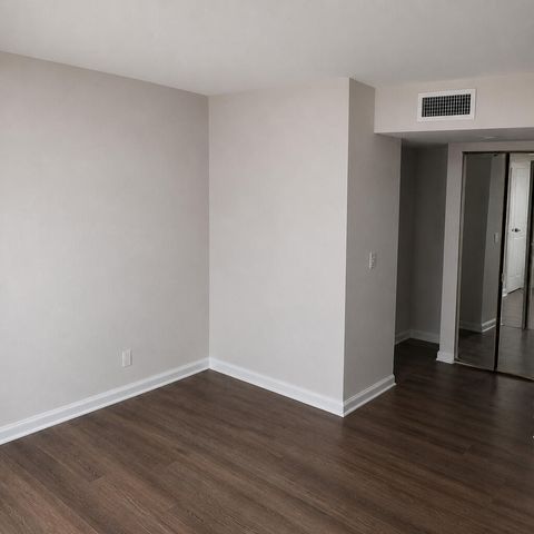 1522 SE Royal Green Circle 201, Port St Lucie, FL 34952