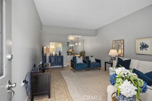 956 Calle Aragon C, Laguna Woods, CA 92637