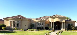 2758 E LOCUST Drive, Chandler, AZ 85286