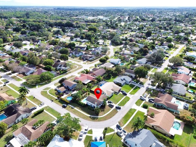 760 Windtree Way, Wellington, FL 33414