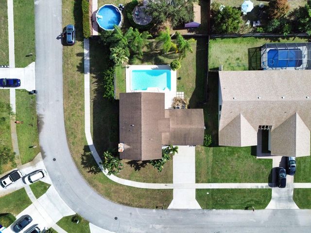 760 Windtree Way, Wellington, FL 33414