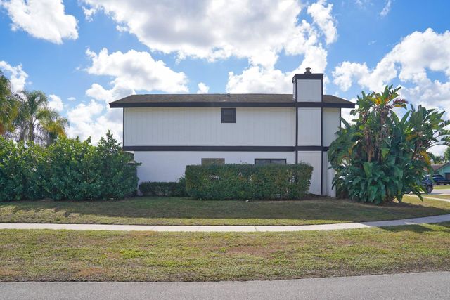 760 Windtree Way, Wellington, FL 33414