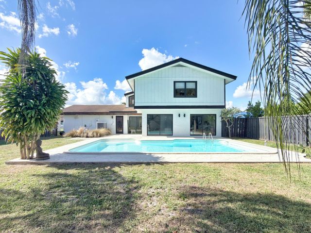 760 Windtree Way, Wellington, FL 33414