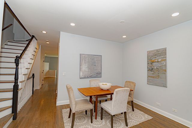2043 W Saint Paul Avenue, Chicago, IL 60647
