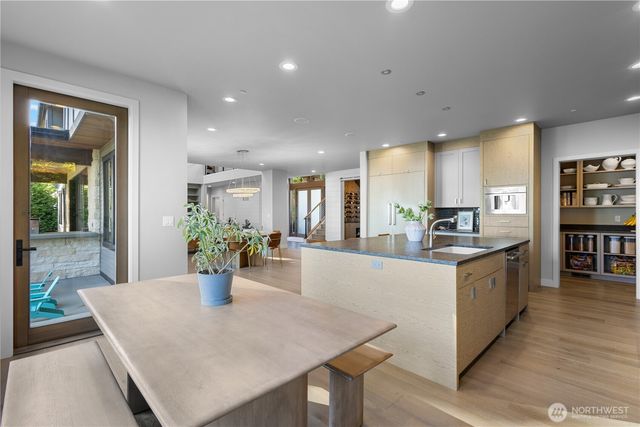 946 7th Court, Fox Island, WA 98333