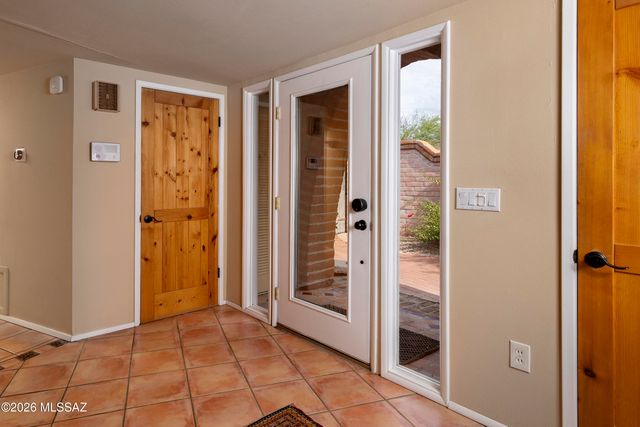 4625 N Flecha Drive, Tucson, AZ 85718