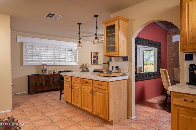 4625 N Flecha Drive, Tucson, AZ 85718