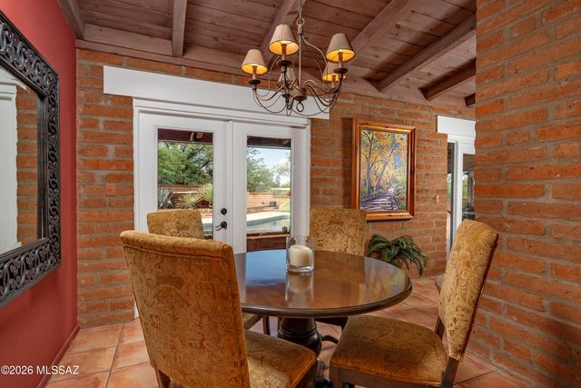 4625 N Flecha Drive, Tucson, AZ 85718