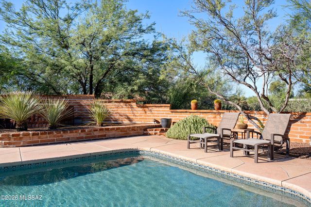 4625 N Flecha Drive, Tucson, AZ 85718