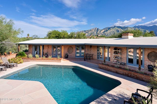 4625 N Flecha Drive, Tucson, AZ 85718