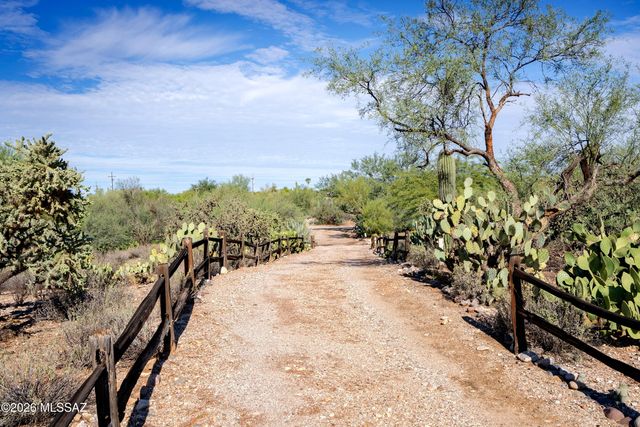4625 N Flecha Drive, Tucson, AZ 85718