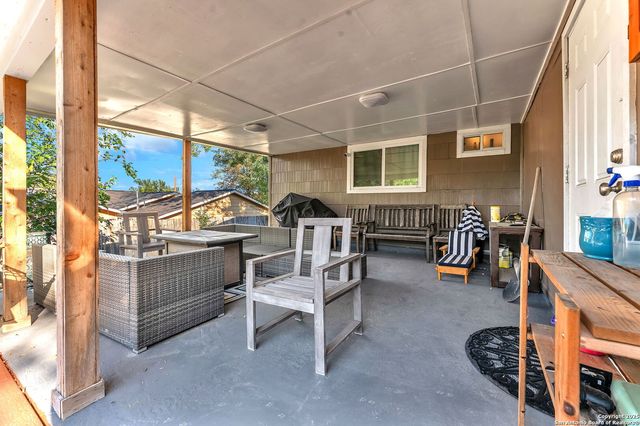 8323 White Oak, San Antonio, TX 78230