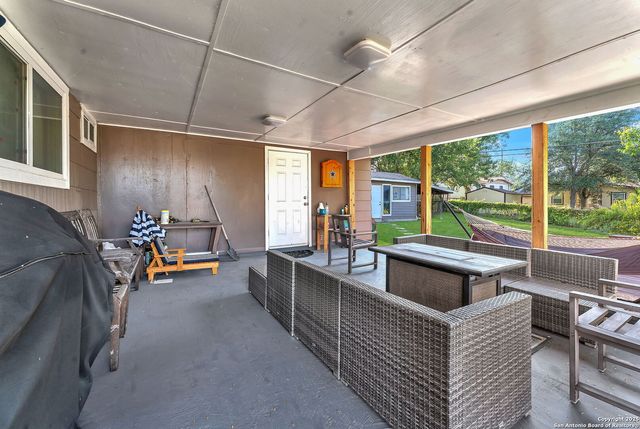 8323 White Oak, San Antonio, TX 78230