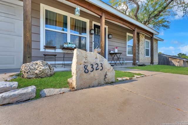 8323 White Oak, San Antonio, TX 78230