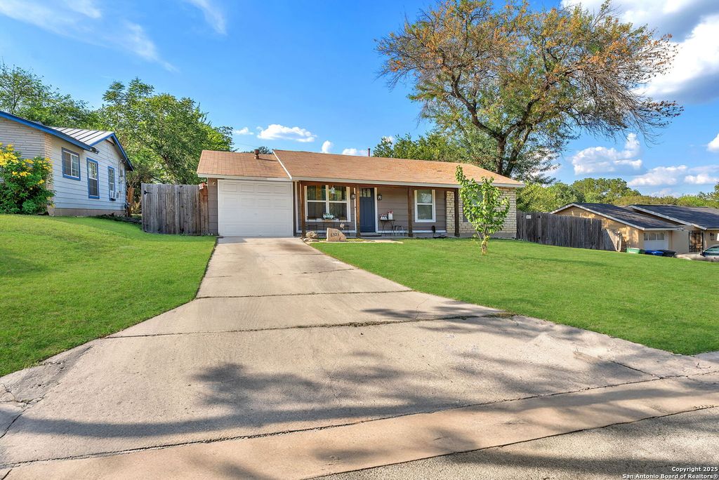 8323 White Oak, San Antonio, TX 78230
