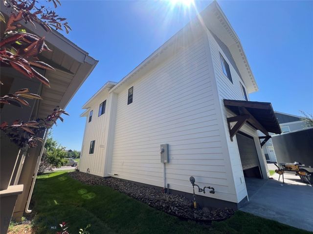 1033 N 14th, Bozeman, MT 59715