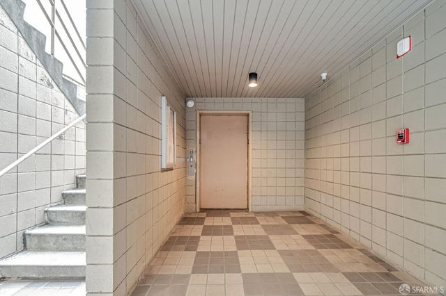 1920 Ocean Avenue 1E, San Francisco, CA 94127