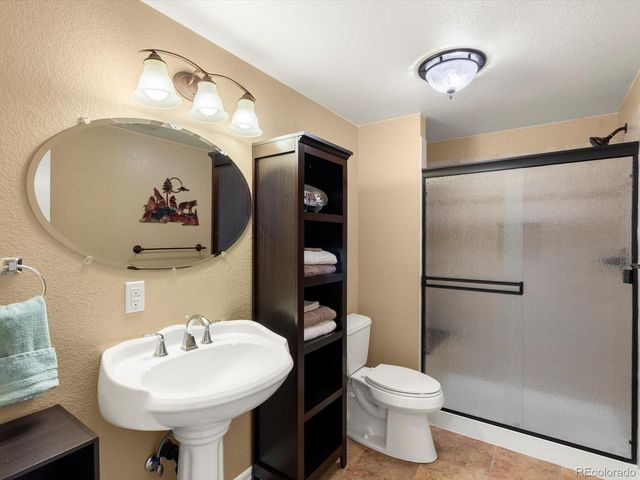 34827 E 7th Ave, Watkins, CO 80137