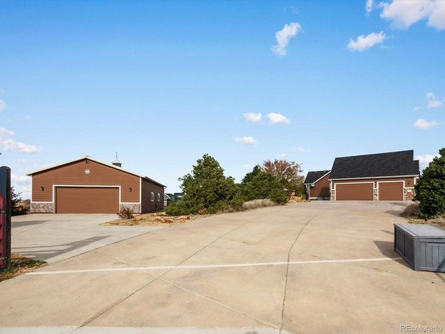 34827 E 7th Ave, Watkins, CO 80137