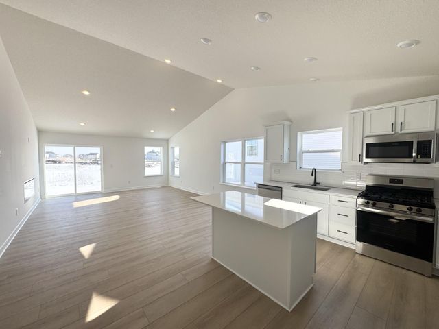 1922 Ironwood Drive, Carver, MN 55315