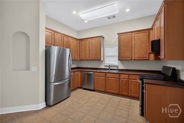 10 Moonlight Trail, Port Wentworth, GA 31407