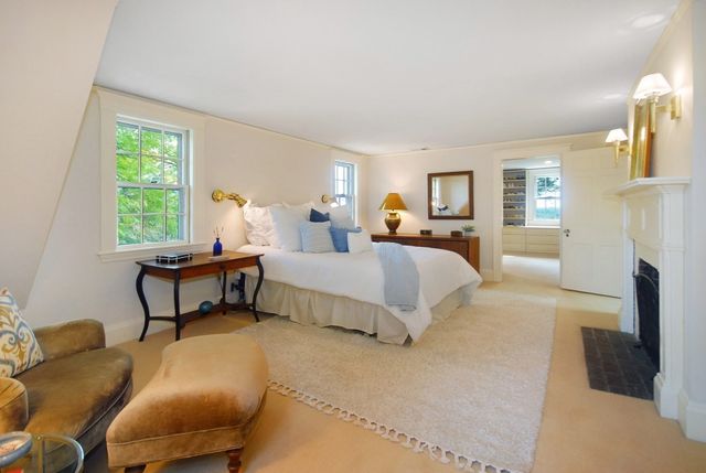 9 Hilliard Road, Lincoln, MA 01773