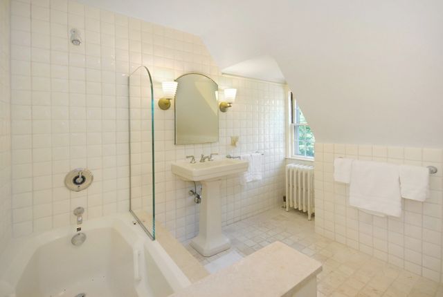 9 Hilliard Road, Lincoln, MA 01773