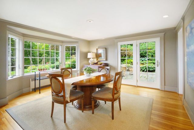 9 Hilliard Road, Lincoln, MA 01773