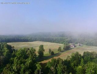 975 Welch Lane, Dunlap, TN 37327