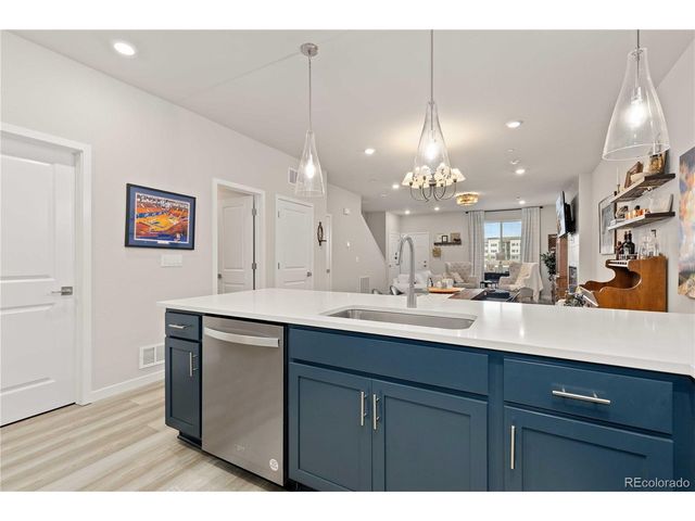 2836 S Flat Cir, Longmont, CO 80503