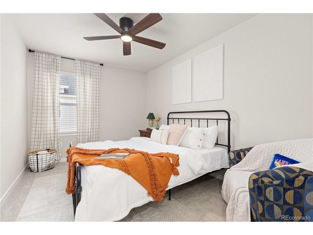 2836 S Flat Cir, Longmont, CO 80503