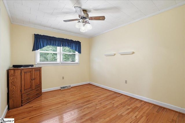 208 Skyland Drive, Clinton, SC 29325
