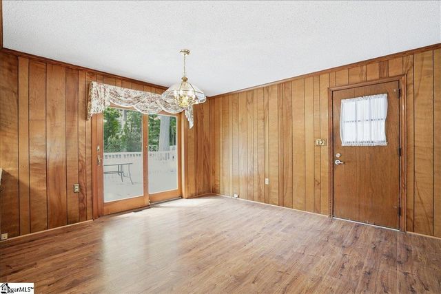208 Skyland Drive, Clinton, SC 29325