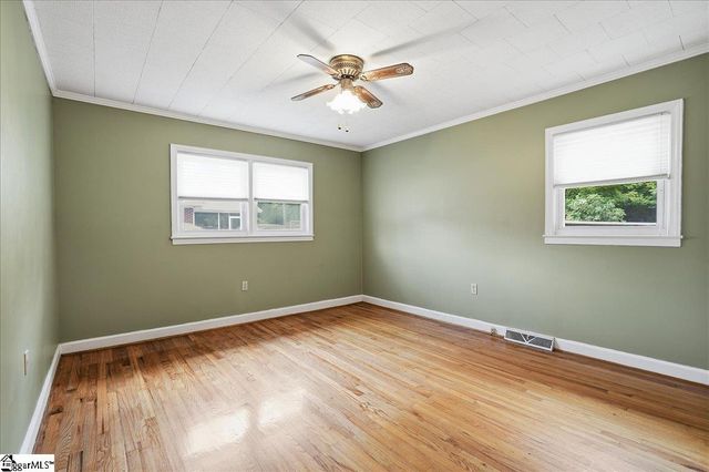 208 Skyland Drive, Clinton, SC 29325