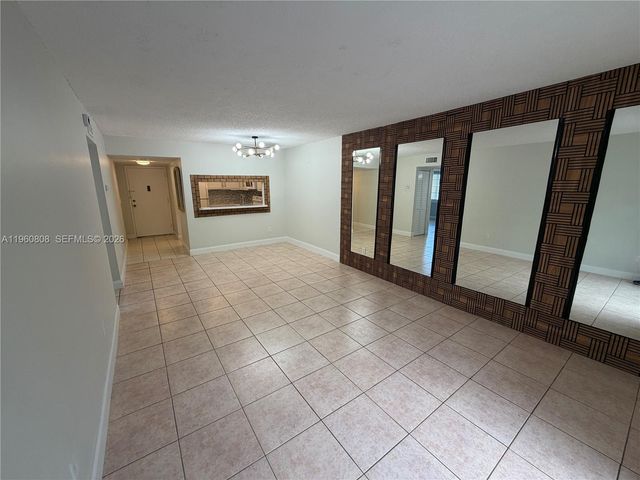 13685 NE 10th Avenue 210, North Miami, FL 33161