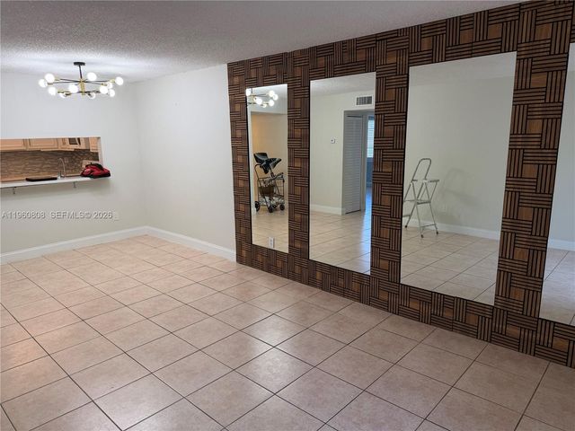 13685 NE 10th Avenue 210, North Miami, FL 33161