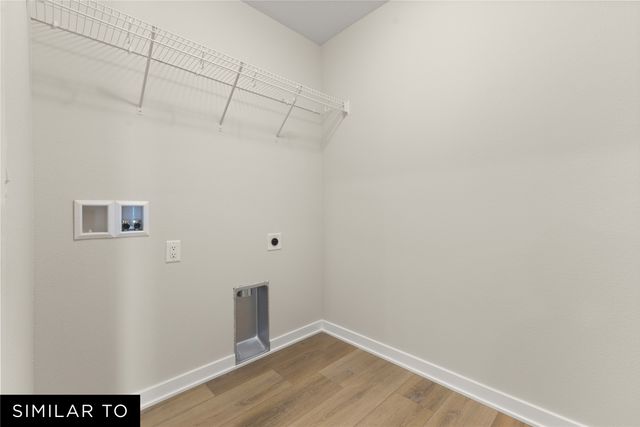 218 NE Wildflower Drive, Pleasant Hill, IA 50327