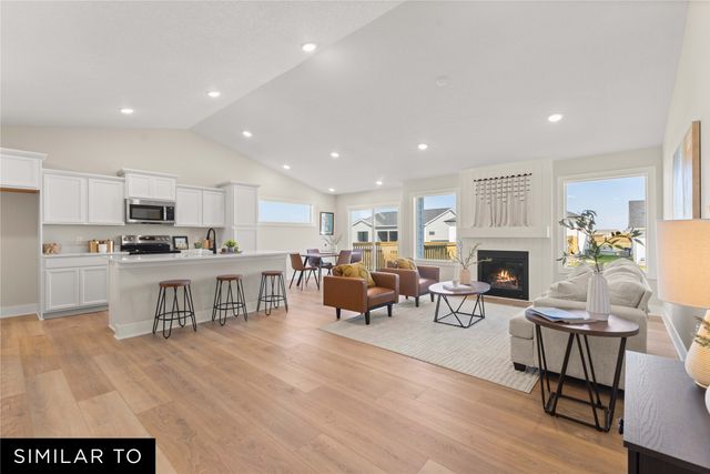 218 NE Wildflower Drive, Pleasant Hill, IA 50327