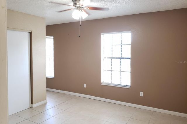 21020 VOYAGER BOULEVARD 5, Land O Lakes, FL 34638