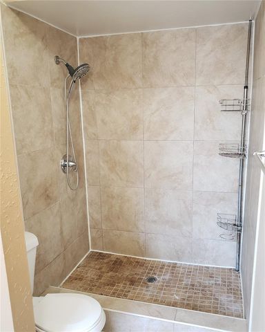 21020 VOYAGER BOULEVARD 5, Land O Lakes, FL 34638