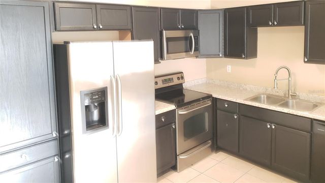 21020 VOYAGER BOULEVARD 5, Land O Lakes, FL 34638