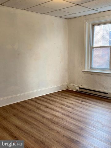 205 E 24TH ST, Wilmington, DE 19802