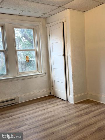 205 E 24TH ST, Wilmington, DE 19802