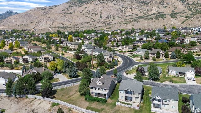 8987 N COTTAGE CANYON DR, Cedar Hills, UT 84062