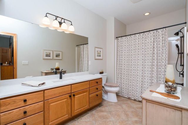 117 Grovebrook Drive, Mankato, MN 56001