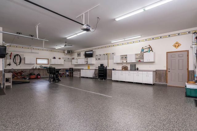 117 Grovebrook Drive, Mankato, MN 56001